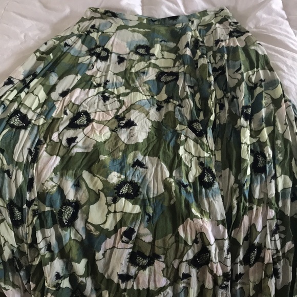 Gorgeous maxi free people skirt - Picture 4 of 8